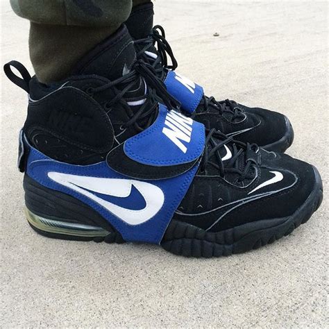 nike sneakers with straps